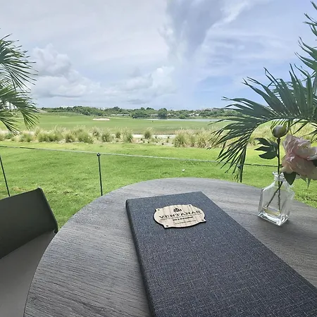 Spectacular Apto Pool Golf View In Hard Rock Golf